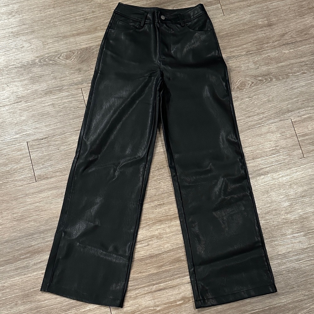 Francesca's Collections Black High-Waisted Pants